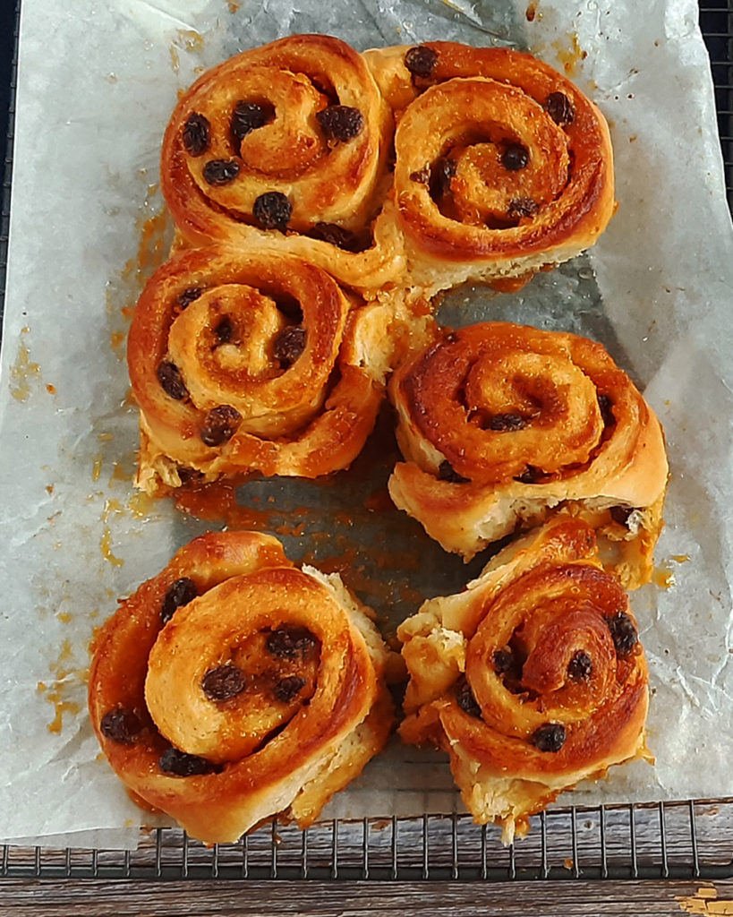 Bunettones (panettone inspired citrus buns) - The Italian baker